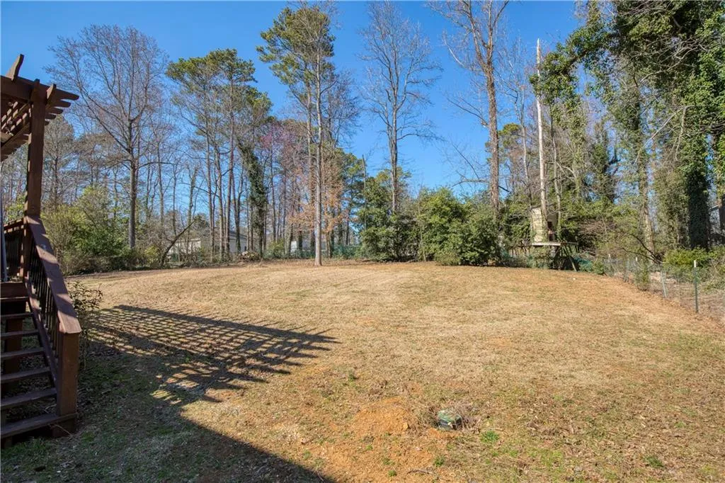 Roswell, Georgia 30076, United States, 4 Bedrooms Bedrooms, ,4 BathroomsBathrooms,Residential,Pending,4621