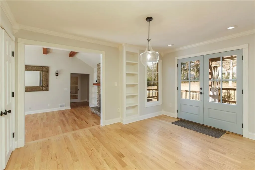 Roswell, Georgia 30076, United States, 4 Bedrooms Bedrooms, ,4 BathroomsBathrooms,Residential,Pending,4621