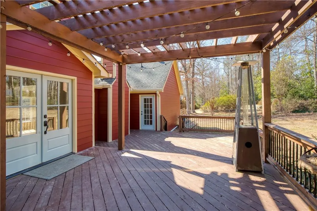 Roswell, Georgia 30076, United States, 4 Bedrooms Bedrooms, ,4 BathroomsBathrooms,Residential,Pending,4621