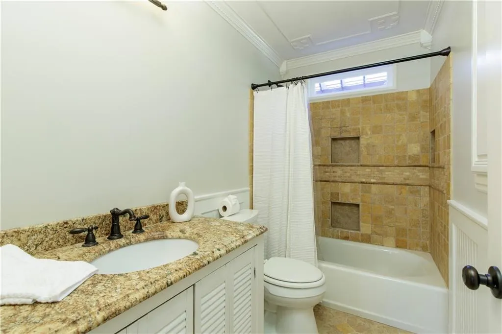 Roswell, Georgia 30076, United States, 4 Bedrooms Bedrooms, ,4 BathroomsBathrooms,Residential,Pending,4621