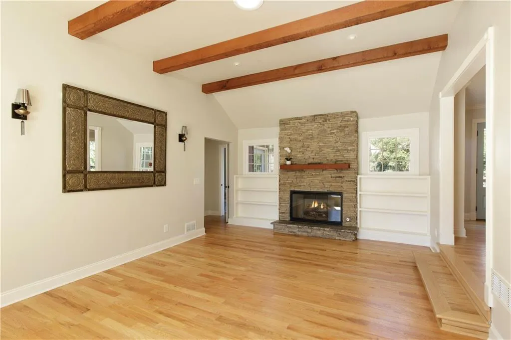 Roswell, Georgia 30076, United States, 4 Bedrooms Bedrooms, ,4 BathroomsBathrooms,Residential,Pending,4621