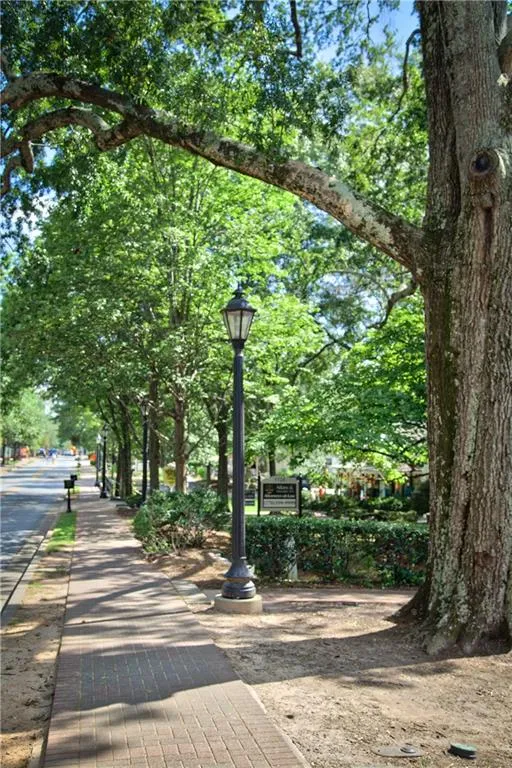 Roswell, Georgia 30076, United States, 4 Bedrooms Bedrooms, ,4 BathroomsBathrooms,Residential,Pending,4621