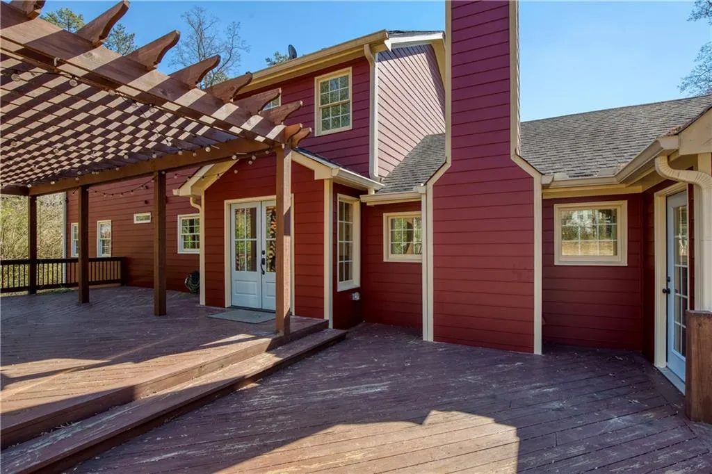 Roswell, Georgia 30076, United States, 4 Bedrooms Bedrooms, ,4 BathroomsBathrooms,Residential,Pending,4621