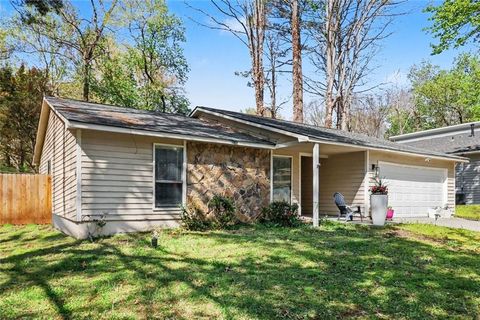 Photo of 1370 Terramont Drive, Roswell, GA 30076 (MLS # 7741655)
