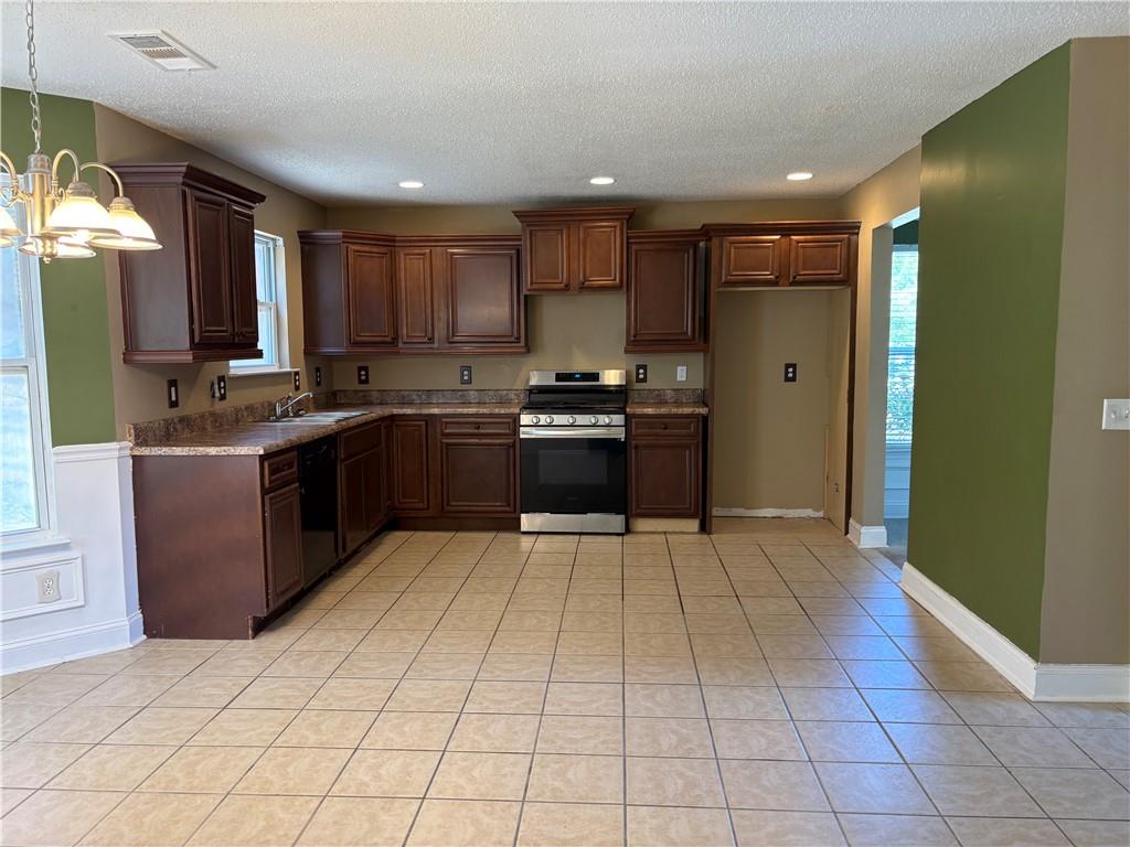 4234 Winston Circle, Atlanta, Georgia image 6