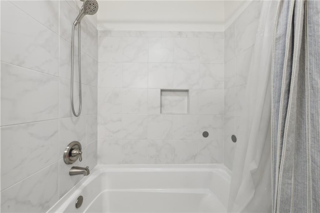 2864 White Oak Drive, Decatur, Georgia image 24