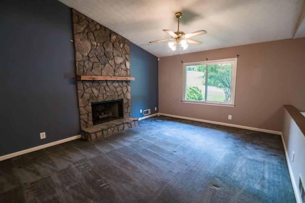 3881 Vicki Court