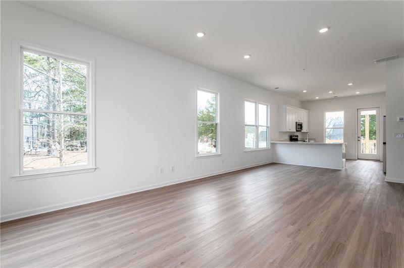 WESTOWN - Residential Lease