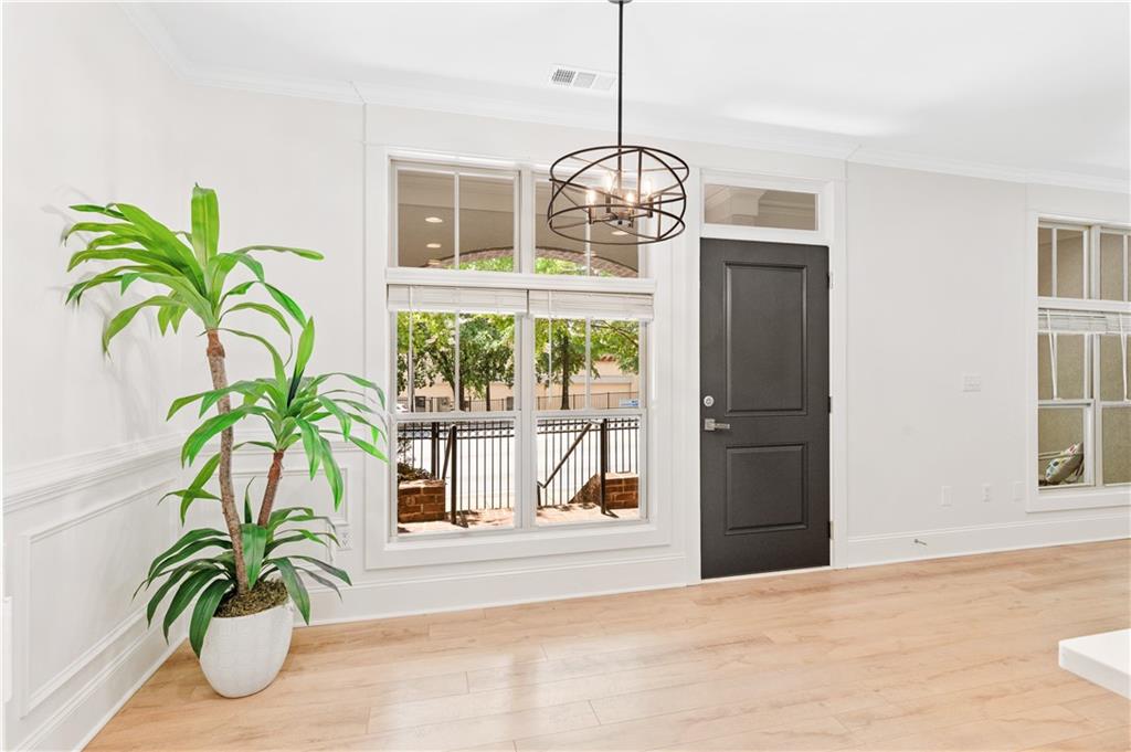 625 Piedmont Avenue NE 105