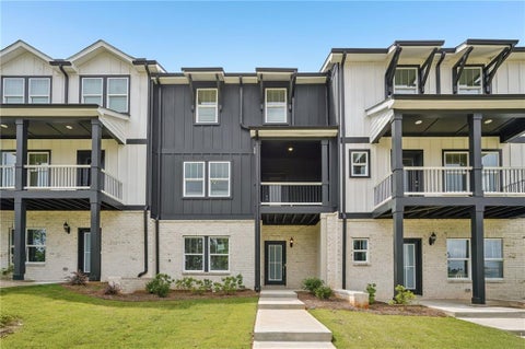 Townhouse For Sale - 6360 Pinin Place<br/> Cumming, GA 30041