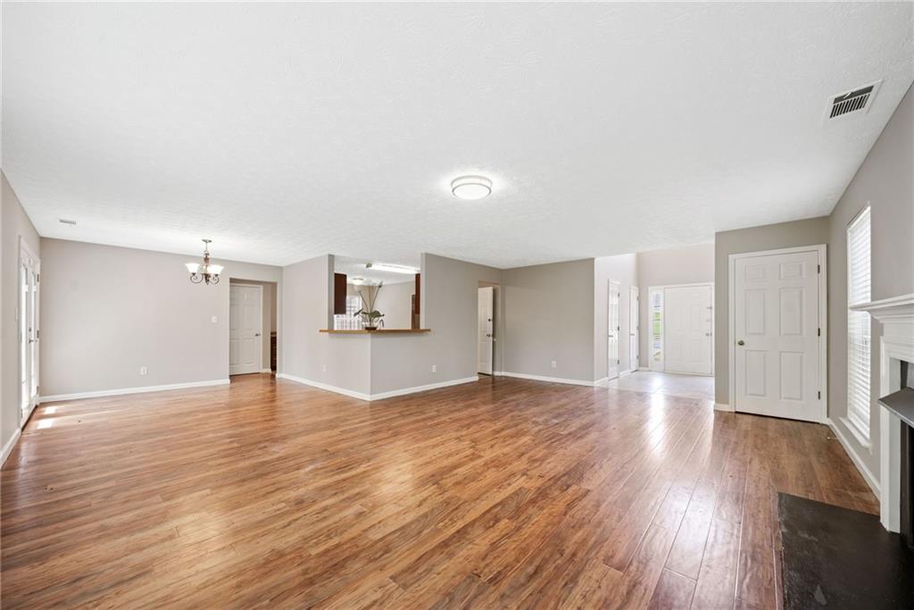 610 Durham Ridge Drive, Lilburn, Georgia image 10