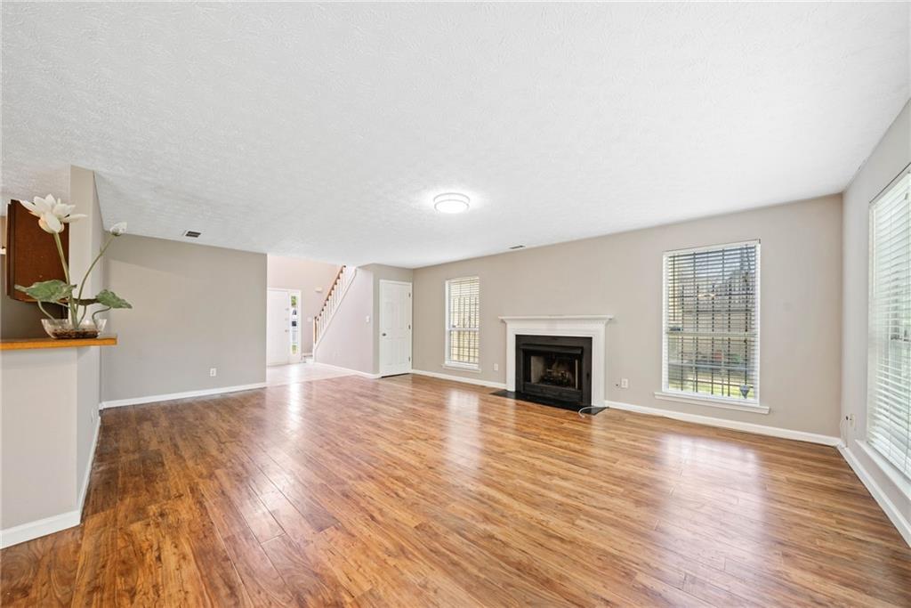 610 Durham Ridge Drive, Lilburn, Georgia image 12