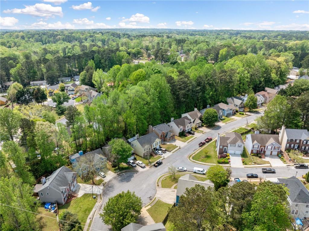 610 Durham Ridge Drive, Lilburn, Georgia image 5