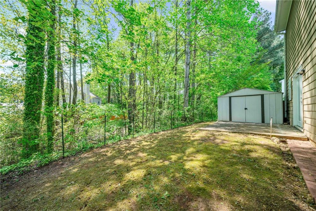 610 Durham Ridge Drive, Lilburn, Georgia image 39