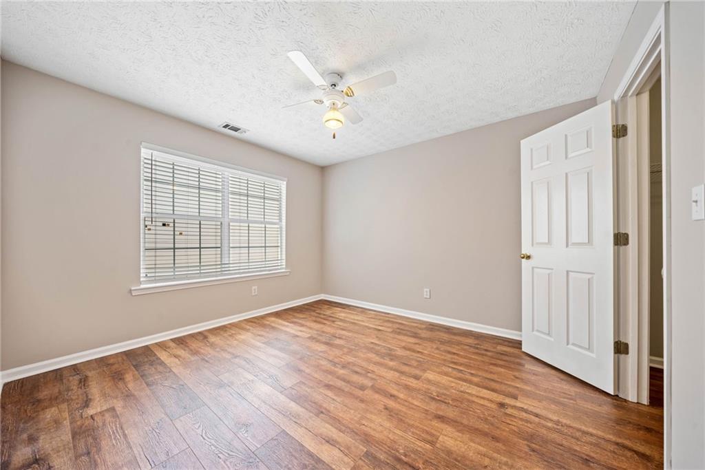 610 Durham Ridge Drive, Lilburn, Georgia image 34