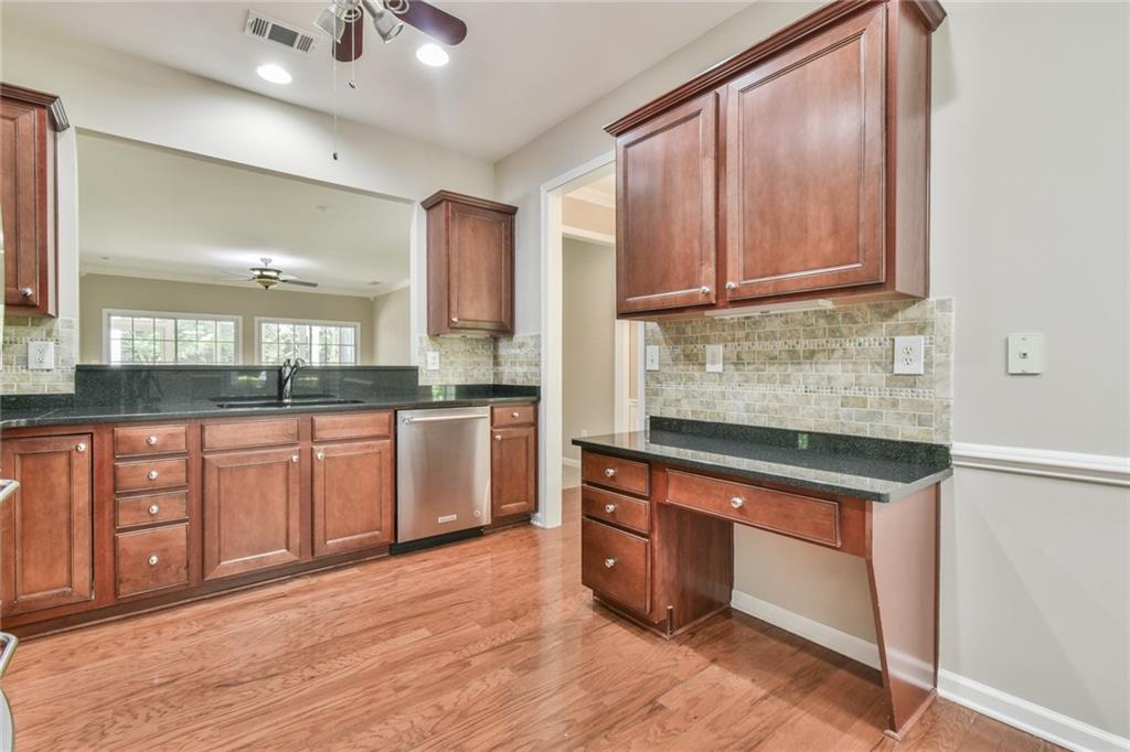 6204 Brookside Lane, Hoschton, Georgia image 7