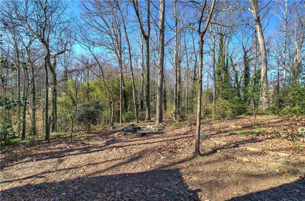 Marietta, Georgia 30068, United States, 4 Bedrooms Bedrooms, ,3 BathroomsBathrooms,Residential,Active,23859