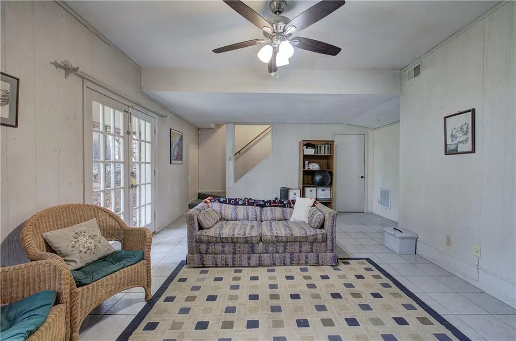 Marietta, Georgia 30068, United States, 4 Bedrooms Bedrooms, ,3 BathroomsBathrooms,Residential,Active,23859