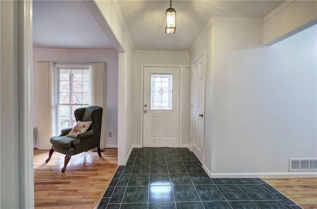 Marietta, Georgia 30068, United States, 4 Bedrooms Bedrooms, ,3 BathroomsBathrooms,Residential,Active,23859