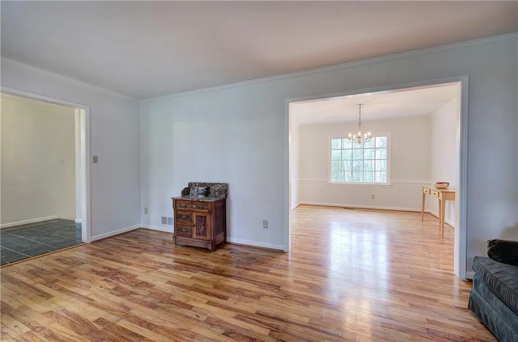 Marietta, Georgia 30068, United States, 4 Bedrooms Bedrooms, ,3 BathroomsBathrooms,Residential,Active,23859