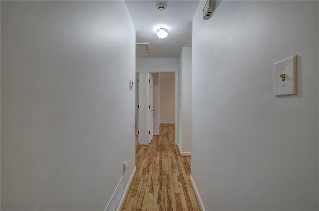 Marietta, Georgia 30068, United States, 4 Bedrooms Bedrooms, ,3 BathroomsBathrooms,Residential,Active,23859