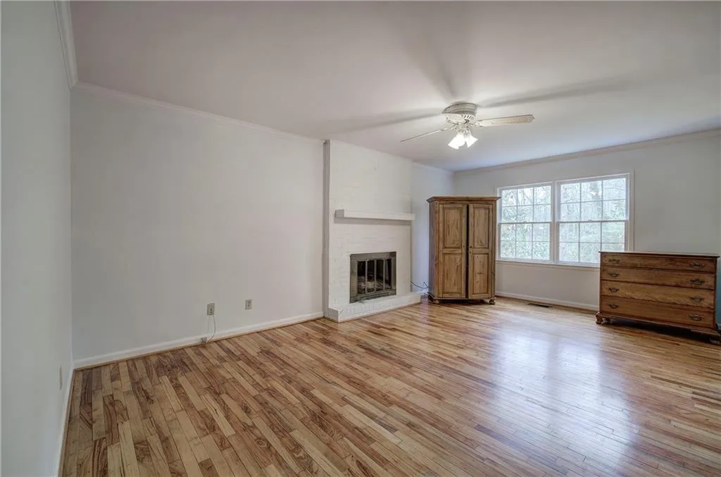 Marietta, Georgia 30068, United States, 4 Bedrooms Bedrooms, ,3 BathroomsBathrooms,Residential,Active,23859