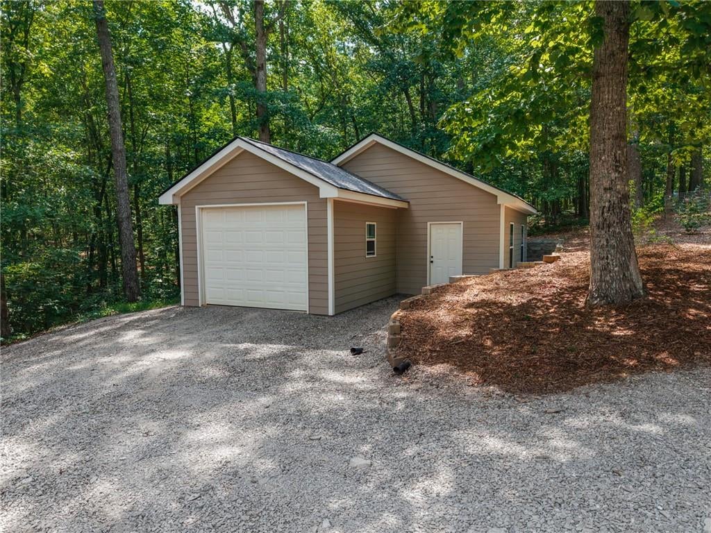 575 Bessie Lane