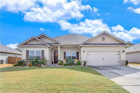 Homes For Sale - 77 Midnight Run<br/> Dawsonville, GA 30534