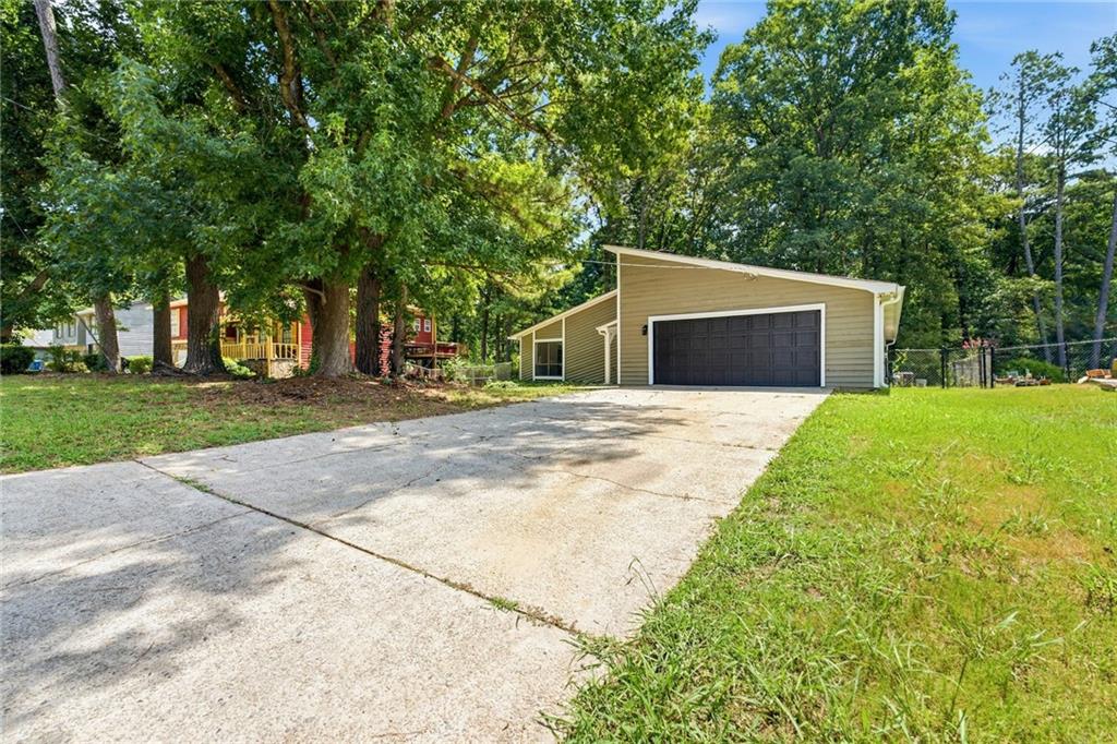 6350 Beethoven Circle