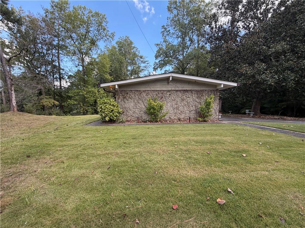 2550 Headland Drive