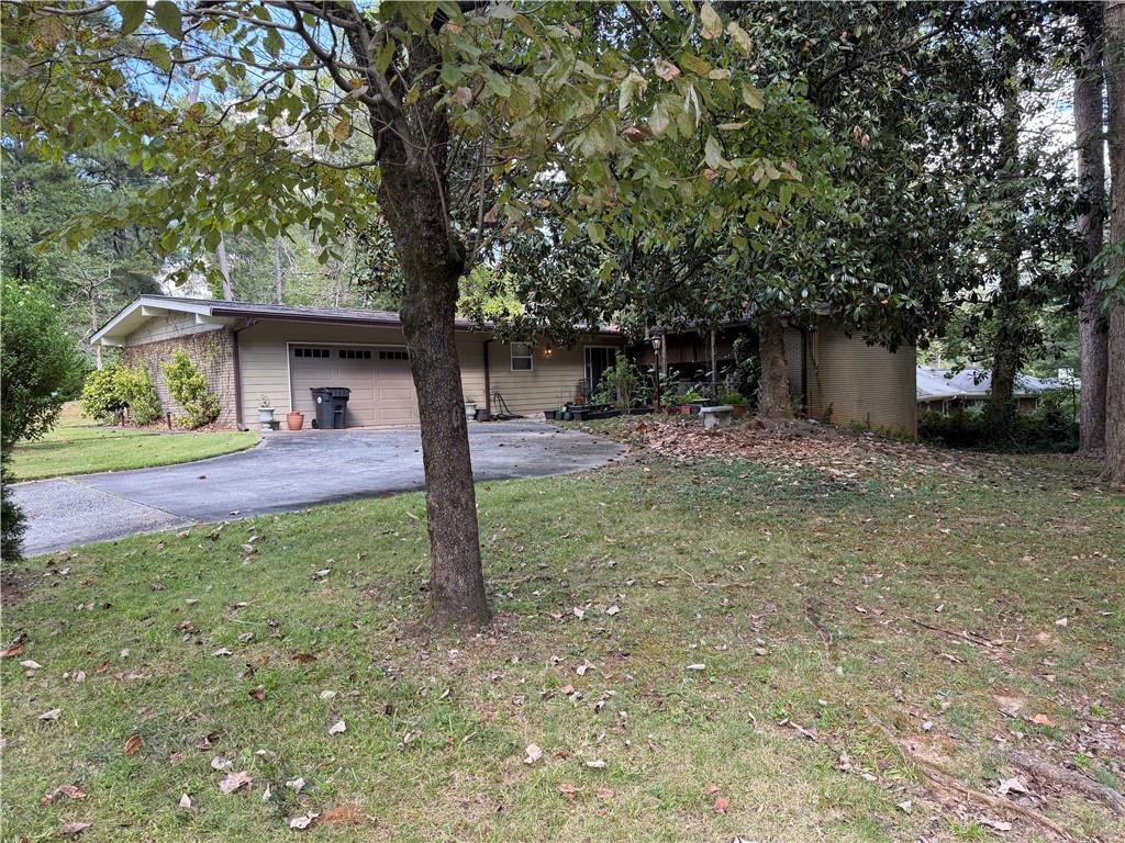 2550 Headland Drive