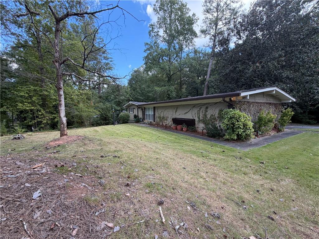 2550 Headland Drive