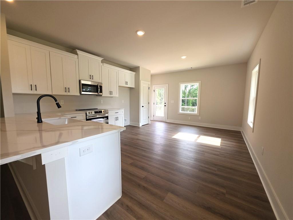 2818 Holly Springs Road