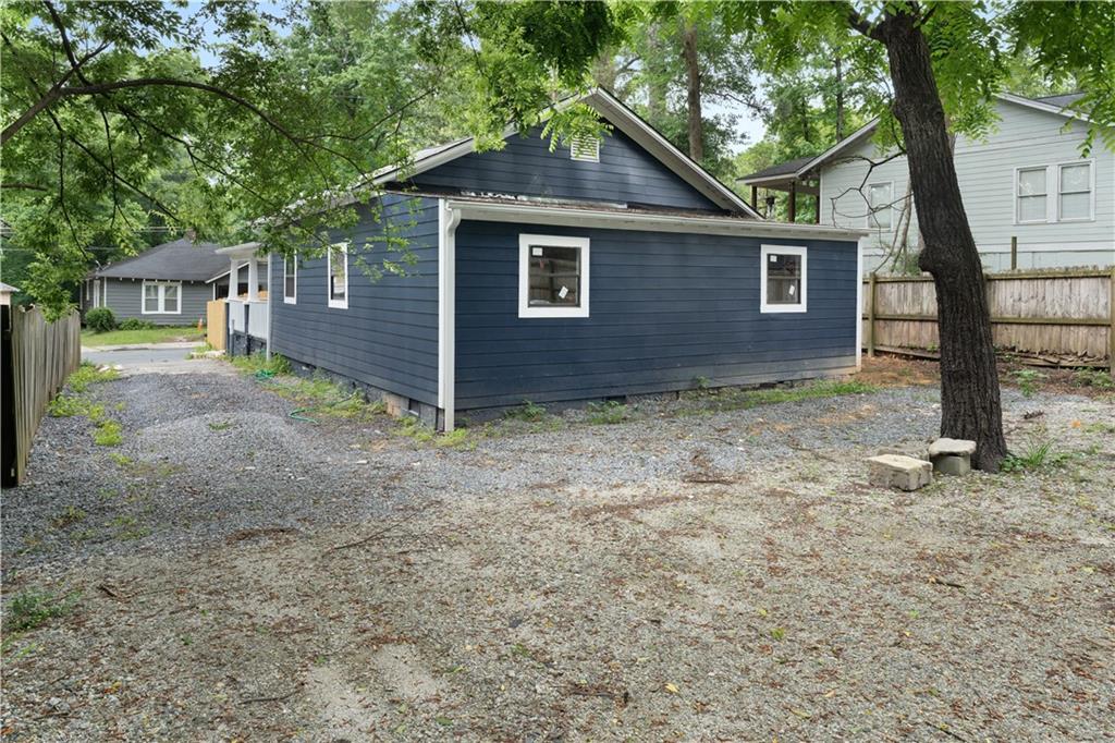 37 Johnson Road NW
