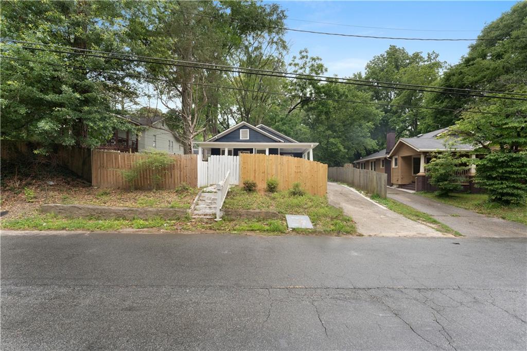 37 Johnson Road NW
