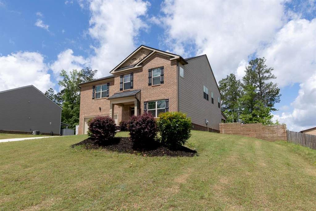 446 Noblewood Drive