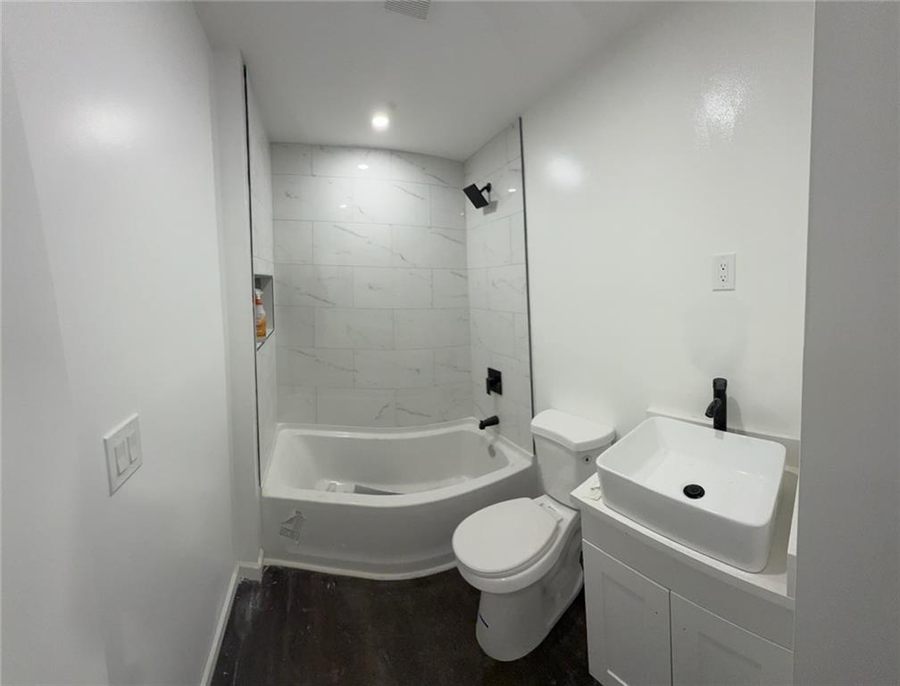 388 Sargent Drive, Atlanta, Georgia image 7