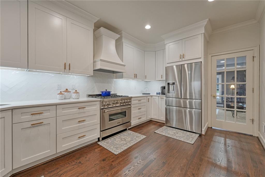 155 Oakpark Court