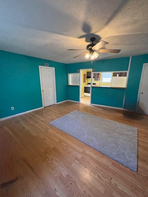 407 E Brooks Ave