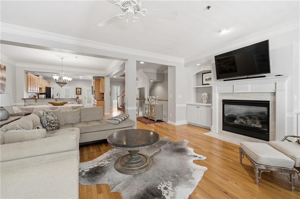 576 Vinings Estates Drive SE
