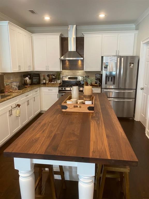 2310 Tall Timbers Lane