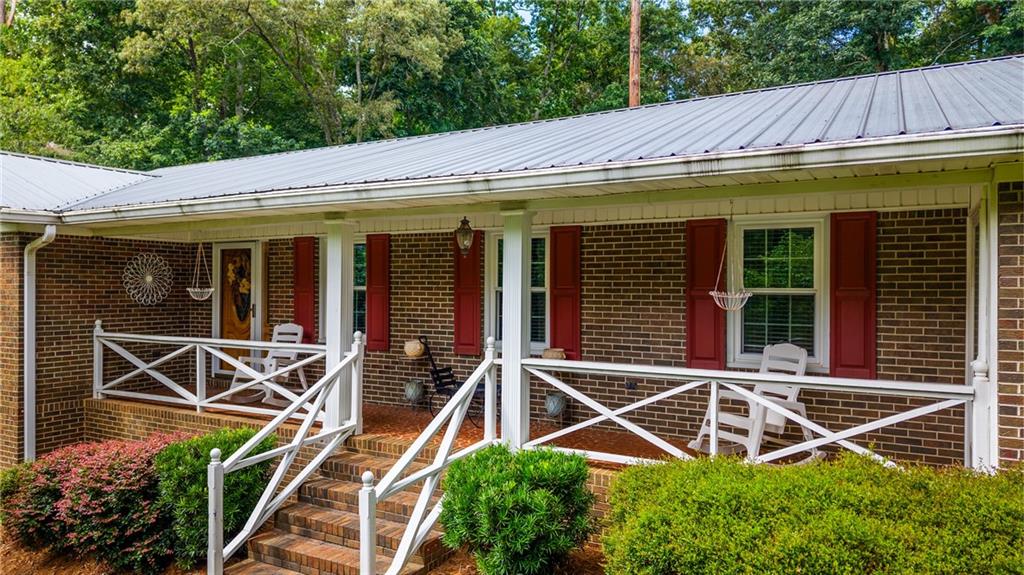 273 Sewell Road