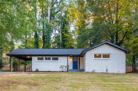 Photo of 2991 Catalina Drive, Decatur, GA 30032 (MLS # 7682888)