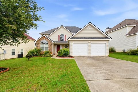 Homes For Sale - 85 Dogwood Place<br/> Covington, GA 30016