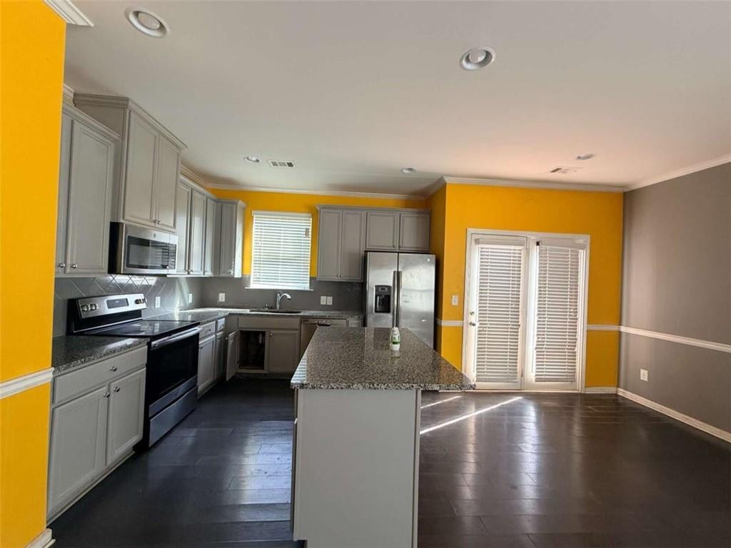 2352 Rolling Trail