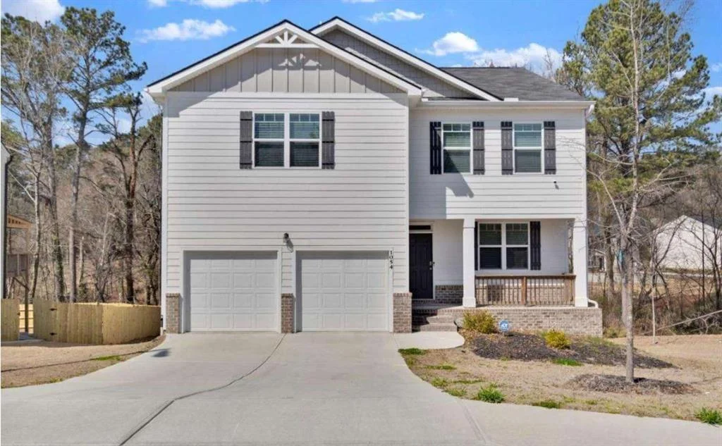 1054 Mackets Court