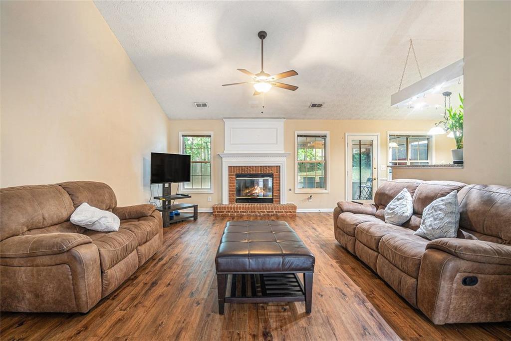 1117 HOLLY GREEN Court
