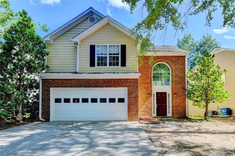 Homes For Sale - 2262 Halcyon Way<br/> Gwinnett County, Lawrenceville, GA 30044