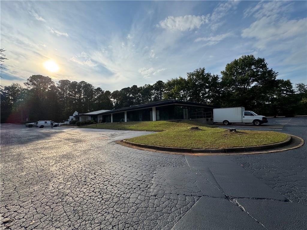 5000 Mcginnis Ferry Road