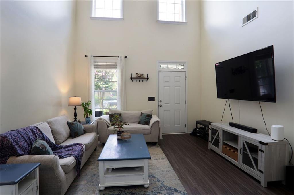 342 SAINT CLAIRE Drive